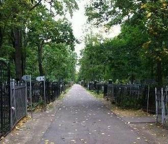 Vagankovskoe hřbitov. Smutná modernost