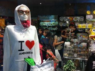 Chcete si udělat nezapomenutelný nákupní zážitek? Andorra na tebe čeká!